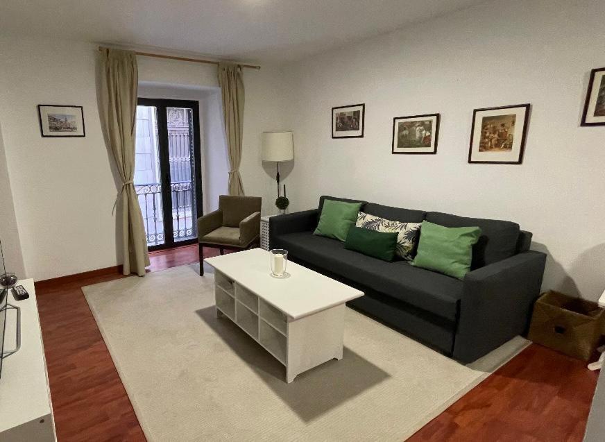 Apartamento En El Centro De Sevilla ภายนอก รูปภาพ